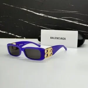 NEW BB0096S 004 BALENCIAGA PURPLE GREY SQUARE UNISEX BALENCIAGA SUNGLASSES Balenciaga BB0096S 004 Sunglasses Women main image 2
